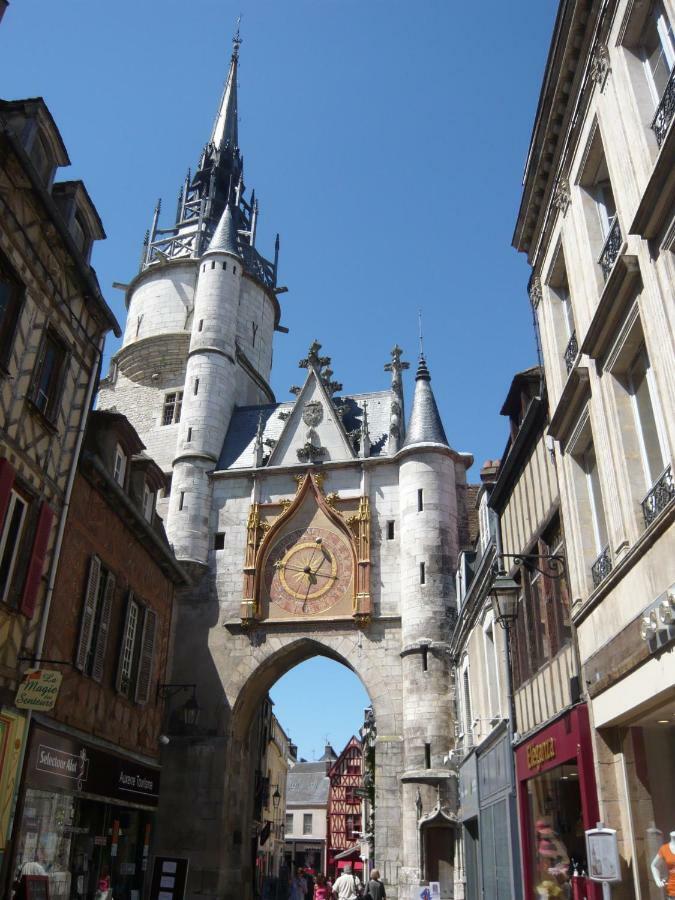 Gite De Preuilly オセール エクステリア 写真